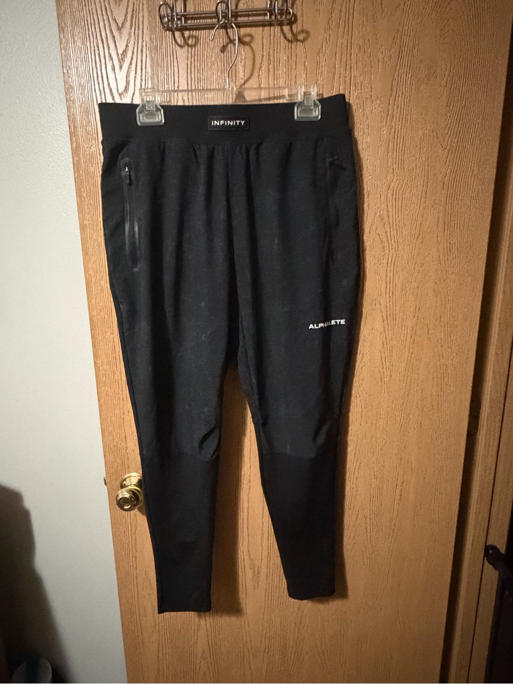 Alphalete Men's Black Infinity Joggers